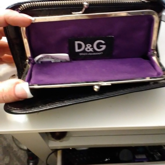 D&G wallet - Picture 5 of 5